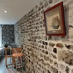 Homestay La Tourterelle La Riviere-Saint-Sauveur