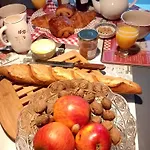 La Tourterelle Homestay *