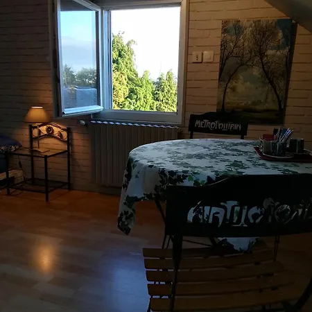 La Tourterelle Проживание в семье Ла-Ривьер-Сен-Совёр